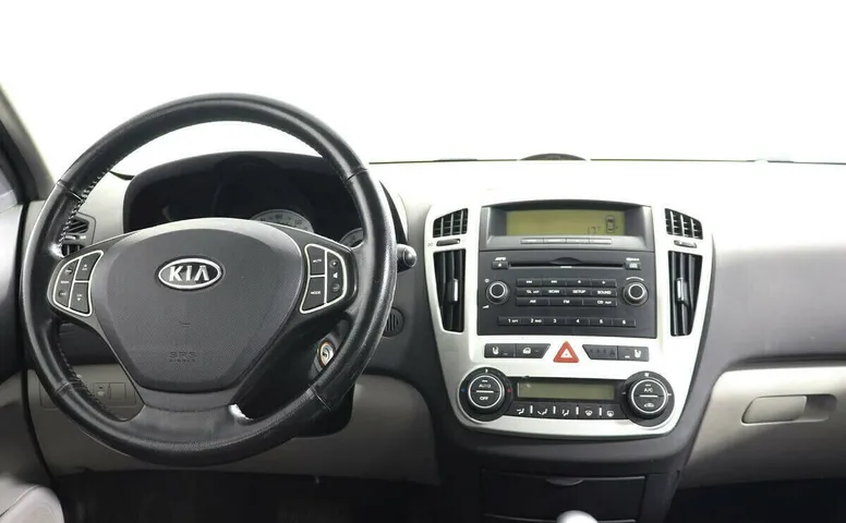 Kia Ceed I