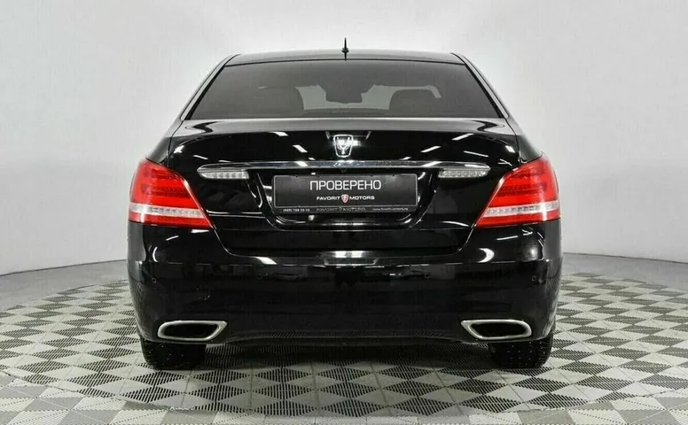 Hyundai equus