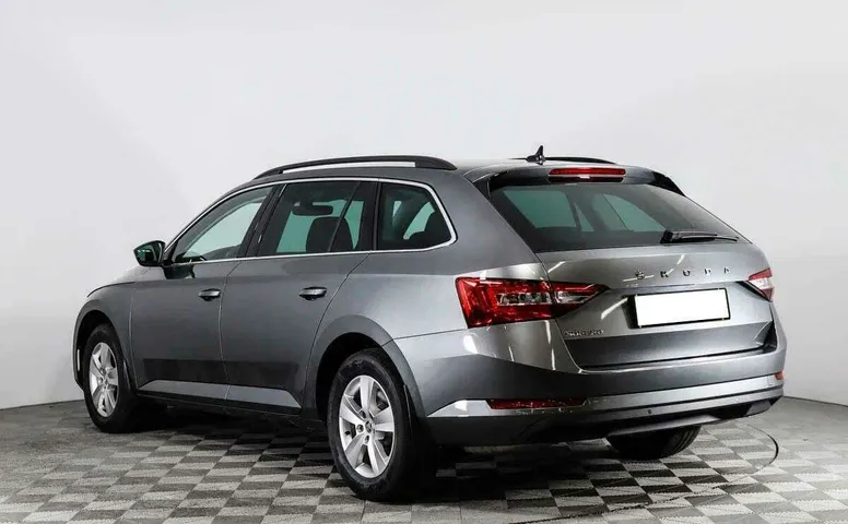 Skoda superb робот 2021 с пробегом 16 254 км