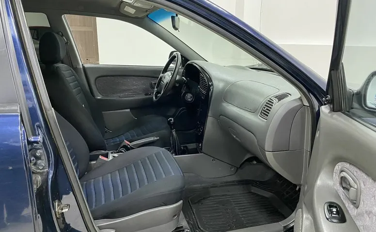 Kia SPECTRA 1.6 MT (101 л.с.)