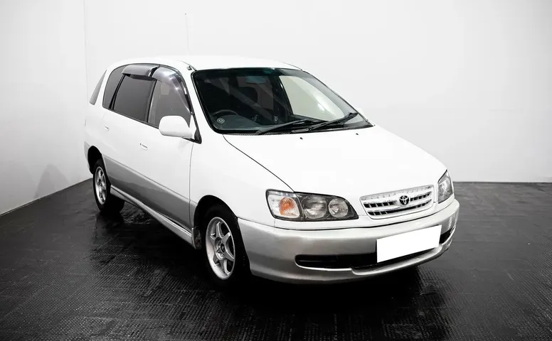 Toyota Ipsum, 2 поколение