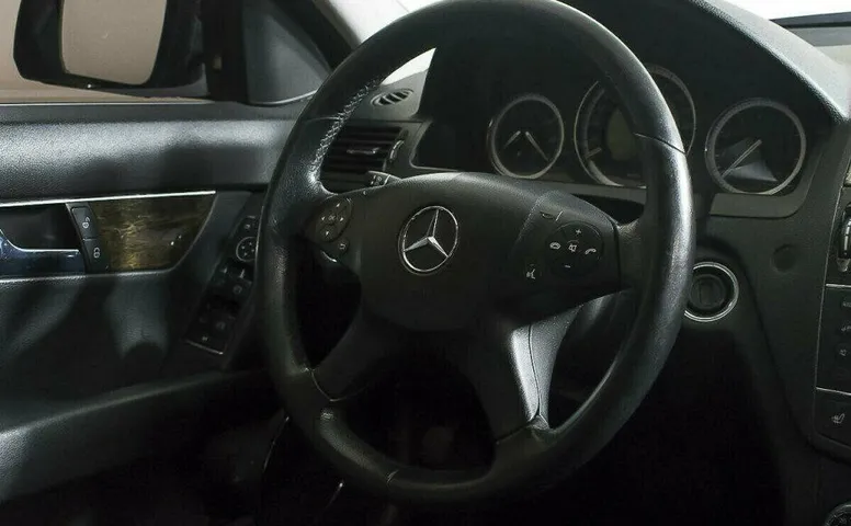 Mercedes-Benz C-Класс 1.8 Автомат
