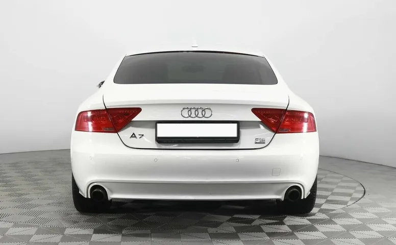 Audi A7 I (4G)