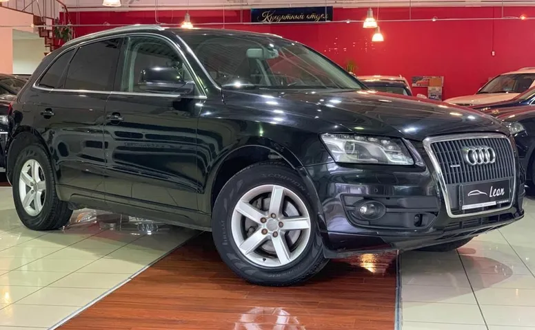 Audi Q5 I (8R)