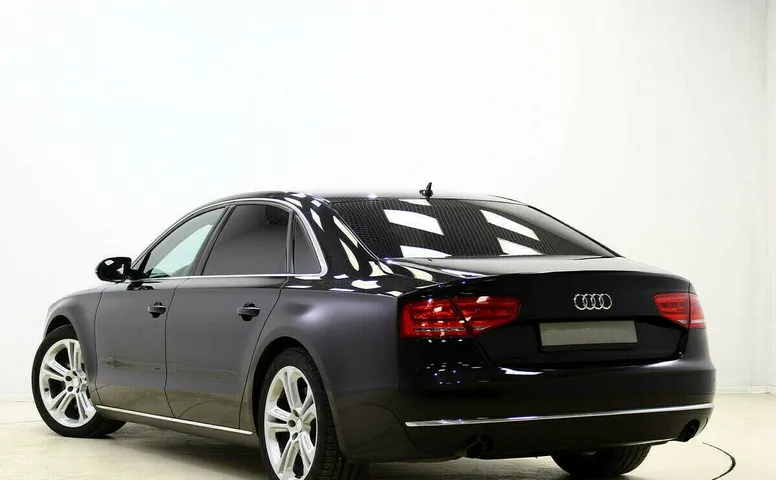 Audi A8 III (D4)