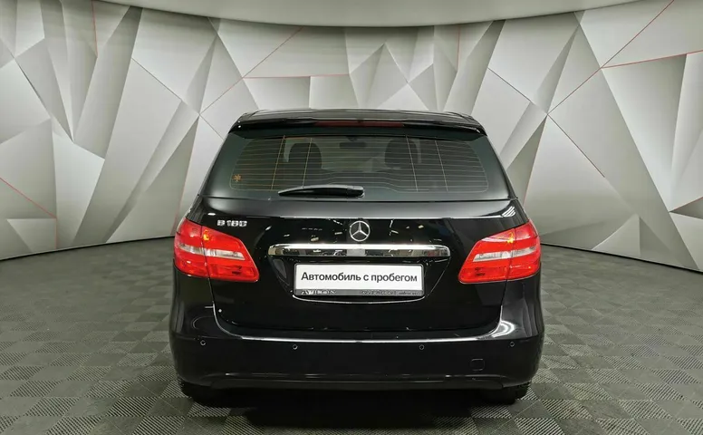 Mercedes-Benz B-Класс B 180 7G-DCT (122 л.с.) Черный