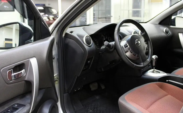 Nissan Qashqai I