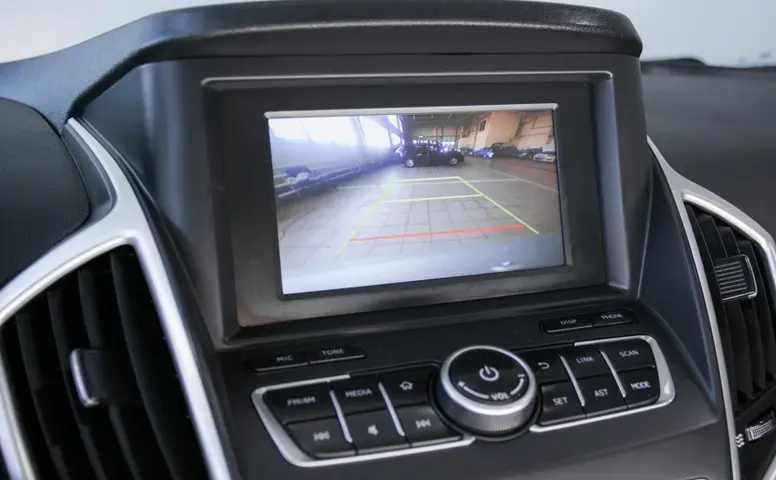 DongFeng AX7