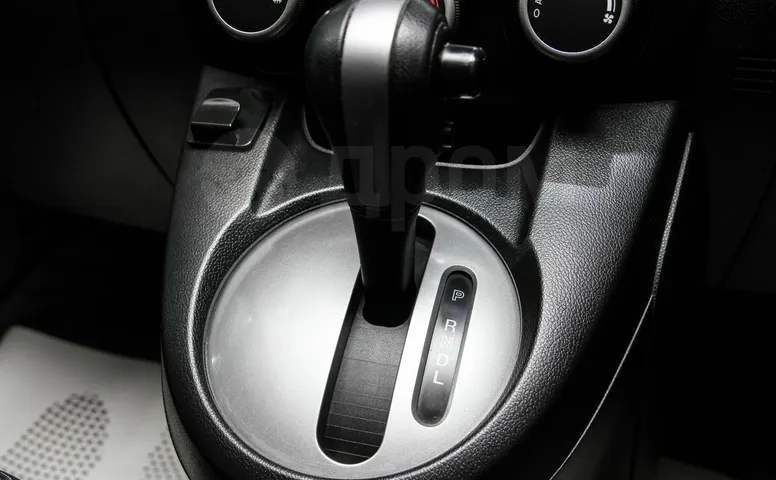 Mazda Demio, 3 поколение