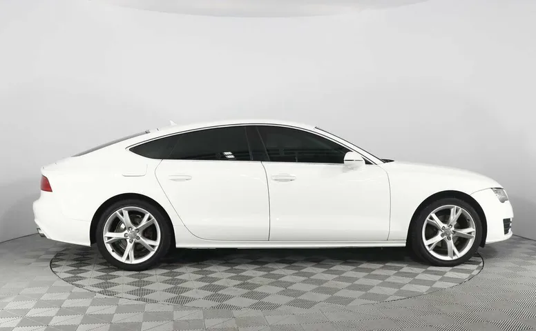 Audi A7 I (4G)