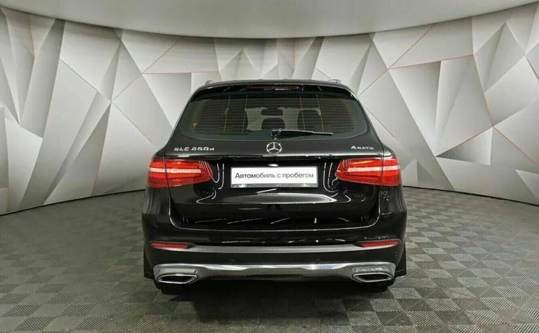 Mercedes-benz glc