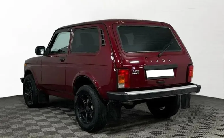 Niva Legend
