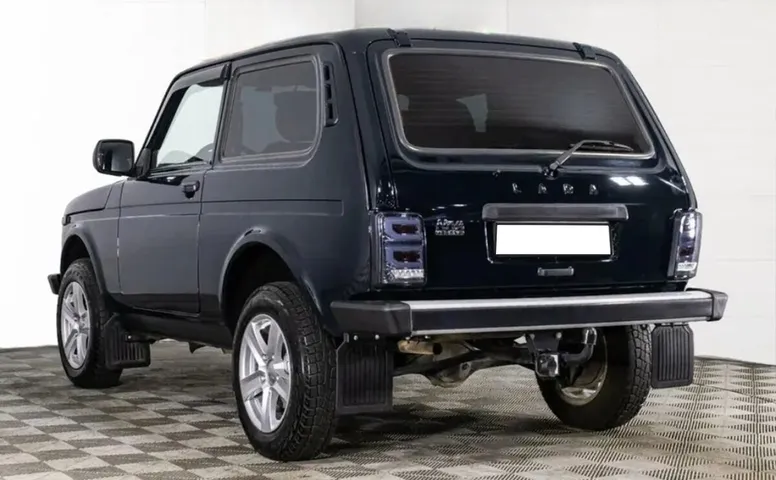 Niva Legend