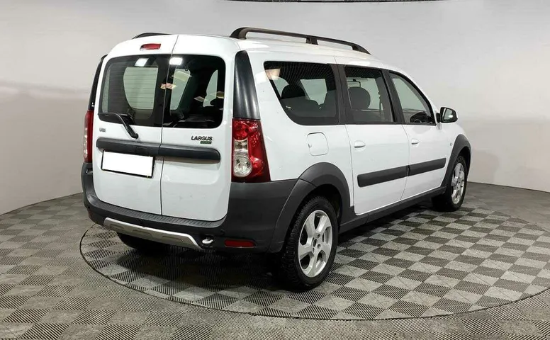 Lada (ваз) largus cross мкпп 2017 с пробегом 75 002 км
