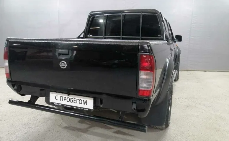 Nissan NP300 2.5d MT (133 л.с.) 4WD