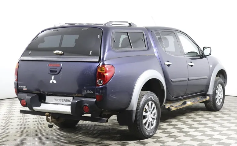 Mitsubishi L200