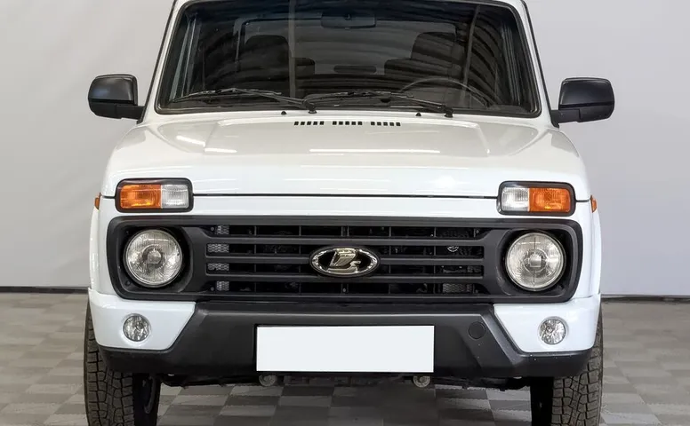 Niva Legend