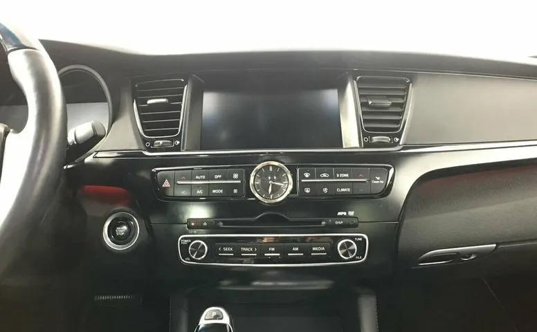 Kia quoris i рестайлинг
