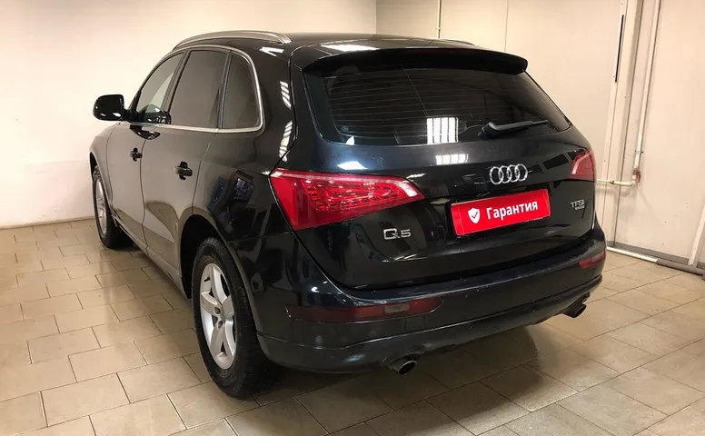 Audi Q5 I(8R)