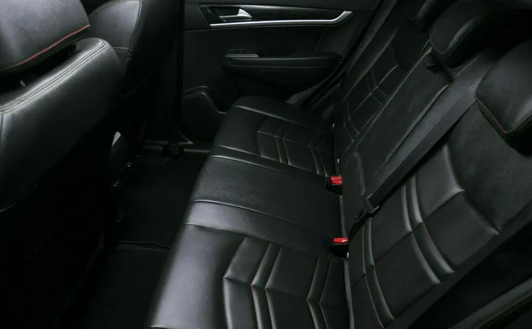 Dongfeng ax7