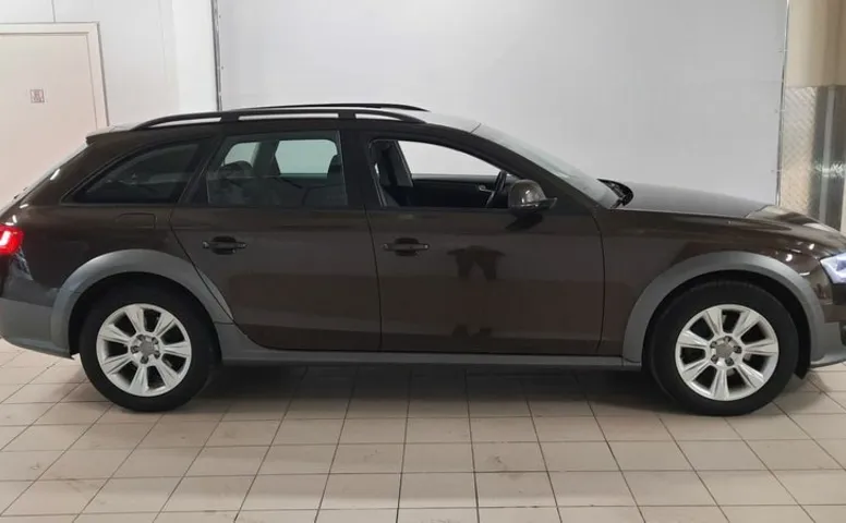Audi A4_ALLROAD 2.0 AT (225 л.с.) 4WD