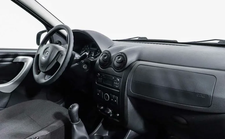 Lada (ваз) largus мкпп 2017 с пробегом 82 365 км
