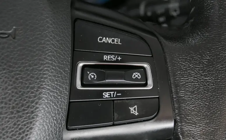 DongFeng AX7