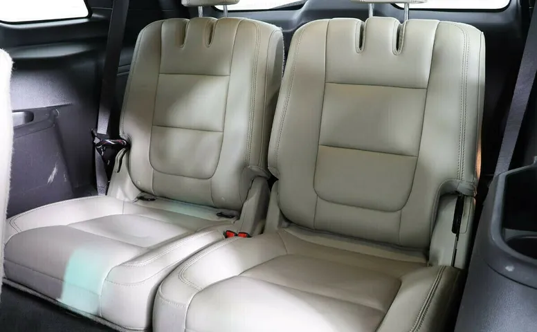 Ford Explorer V
