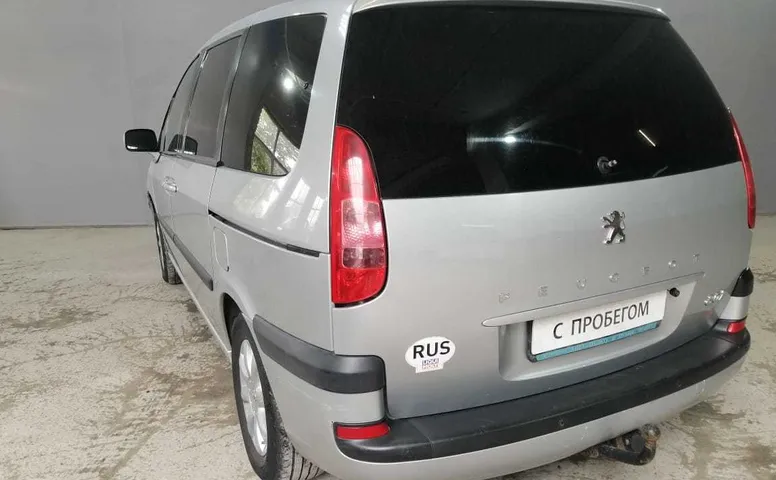 Peugeot 807 2.0 AT (136 л.с.)