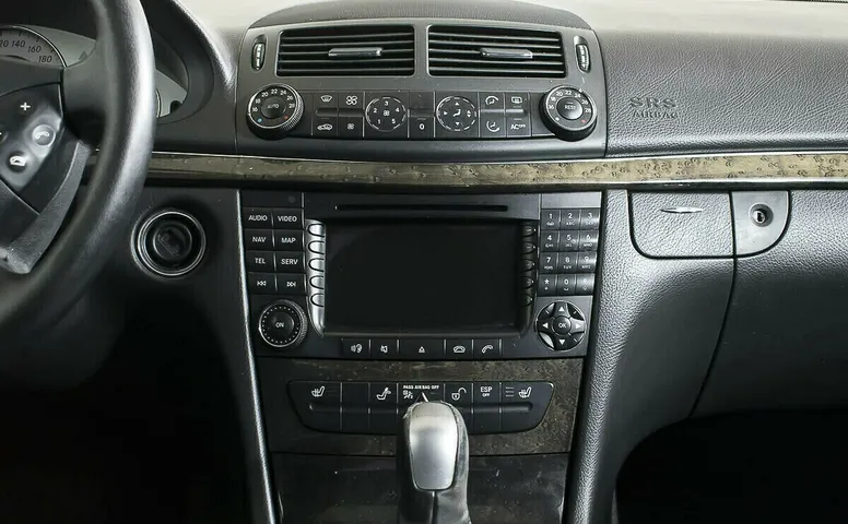 Mercedes-benz e-класс