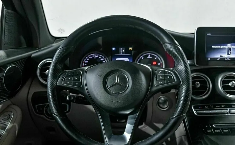 Mercedes-benz glc