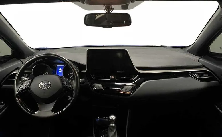 Toyota c-hr cvt 2019 с пробегом 41 847 км