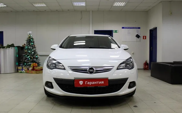 Opel Astra J Рестайлинг GTC