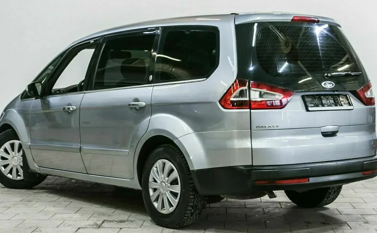 Ford galaxy