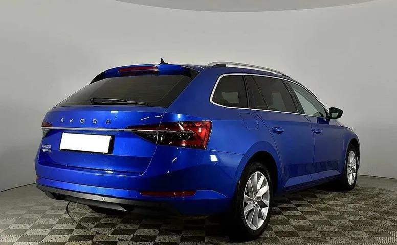Skoda superb робот 2021 с пробегом 17 364 км
