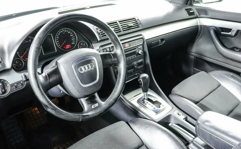 Audi A4 III (B7)