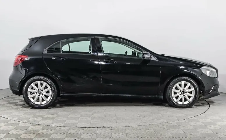Mercedes-Benz A-Класс 180 III (W176) Рестайлинг