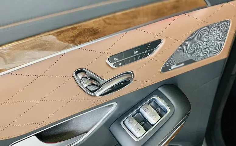 Mercedes-Benz S-Класс