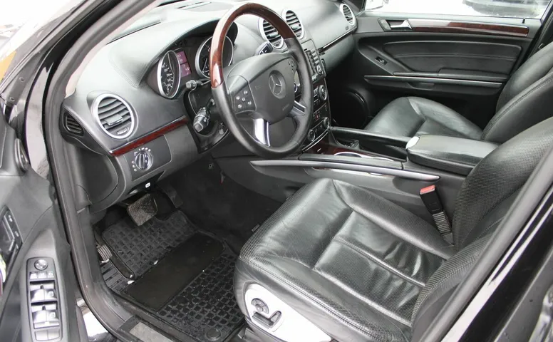 Mercedes-Benz GL_KLASSE 450 4.7 AT (340 л.с.) 4WD