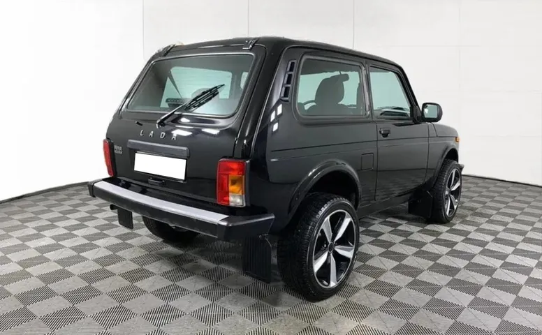 Niva Legend