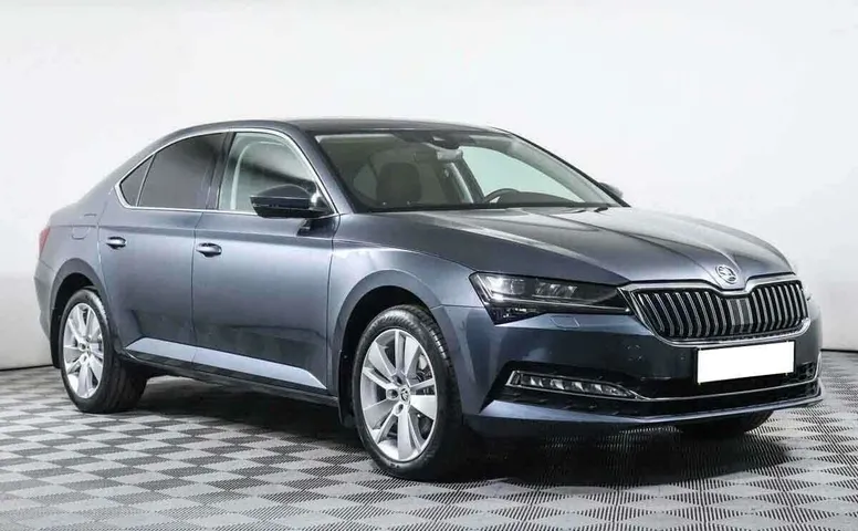 Skoda superb робот 2020 с пробегом 28 375 км
