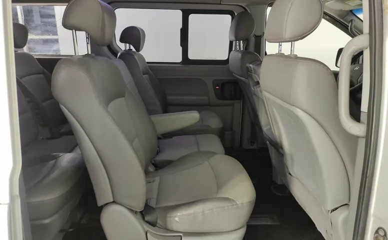 Hyundai Grand Starex I
