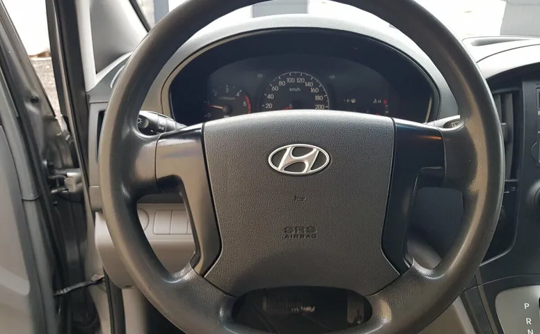 Hyundai Grand Starex I