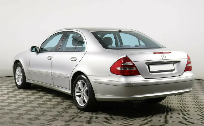 Mercedes-Benz E-Класс III (W211, S211)