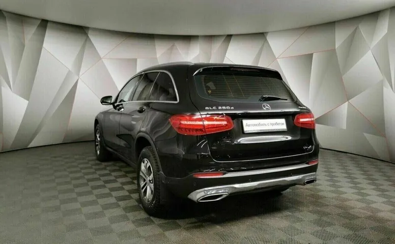 Mercedes-benz glc