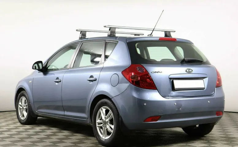 Kia Ceed I