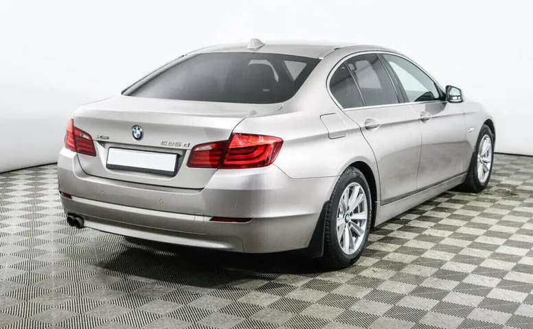 BMW 5 серии VI (F10/F11/F07)