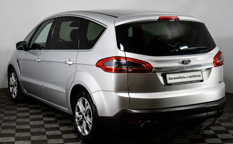 Ford S-Max
