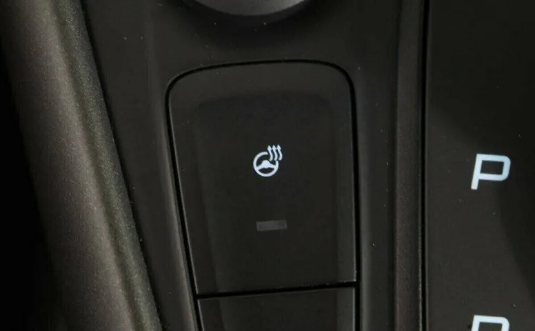 Ford Focus 1.6 Робот