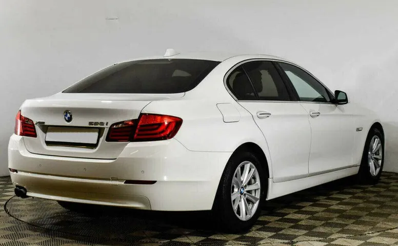 BMW 5 серия 2.0 Автомат